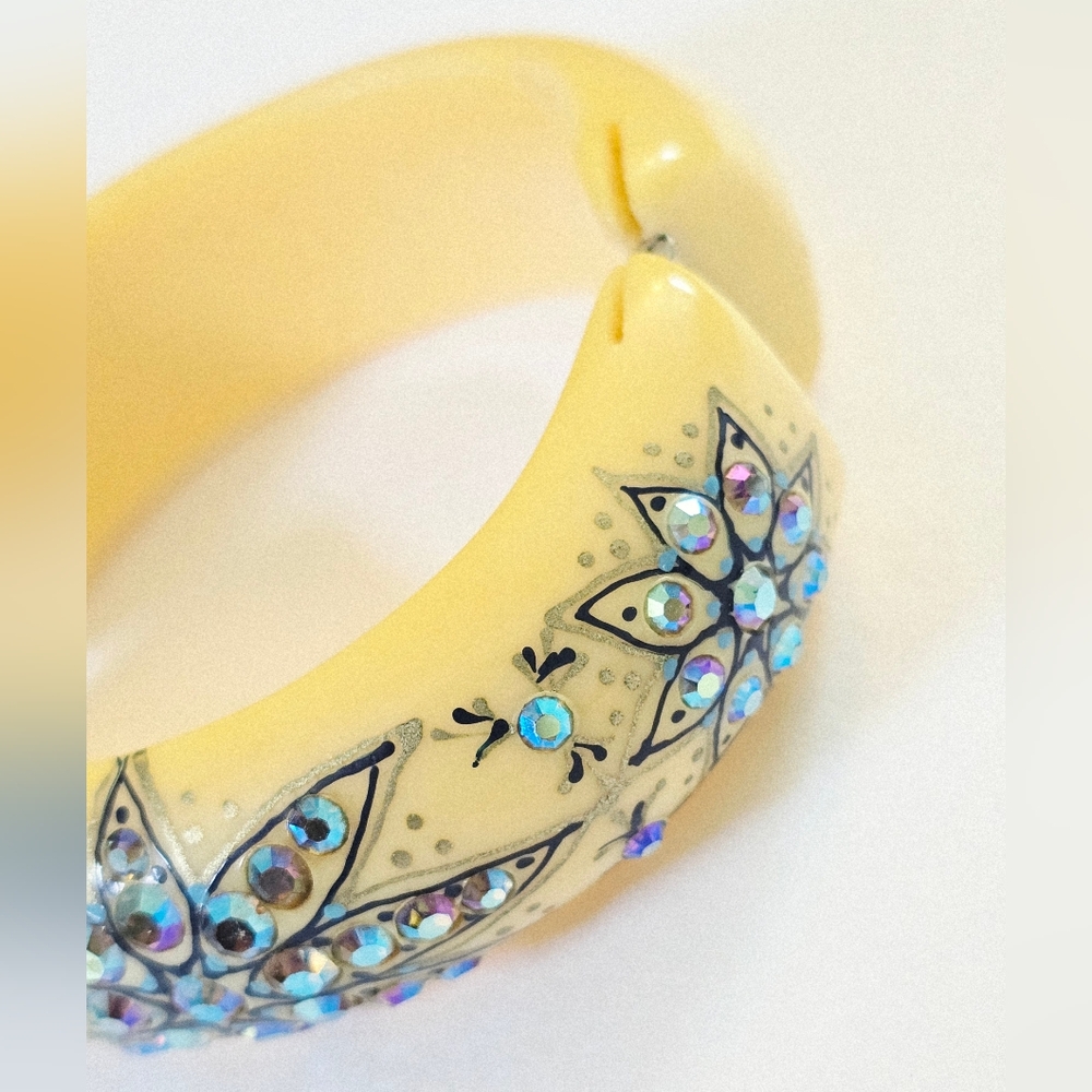 Vintage Weiss 50s rhinestone clamper bracelet Pinup Hollywood Glamour Hand Paint - Picture 7 of 16